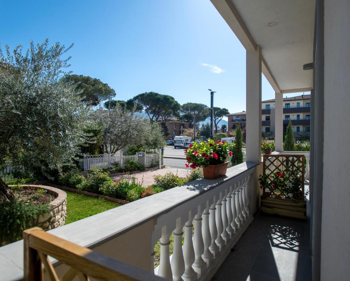 Villa Luce Assisi Rooms & Suites Екстериор снимка
