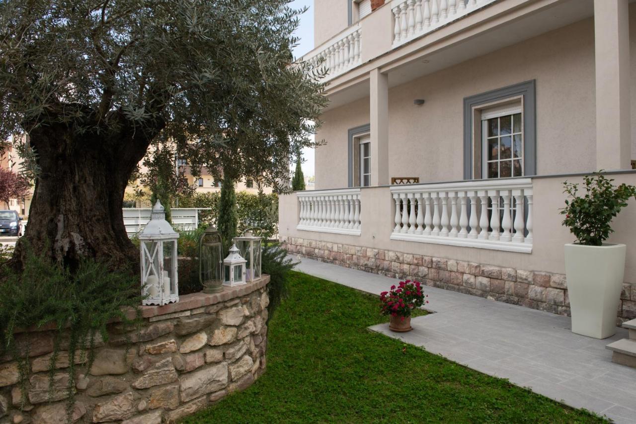 Villa Luce Assisi Rooms & Suites Екстериор снимка